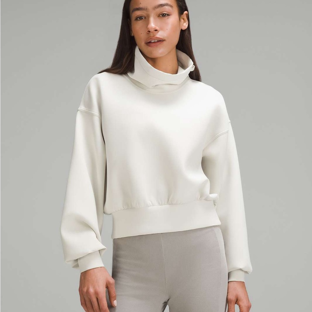 Lululemon Full Flourish Pullover Bone NWT